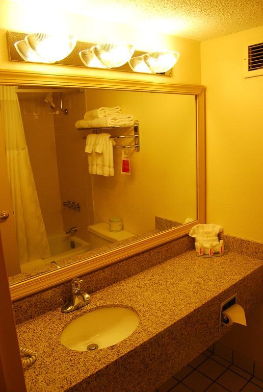 Ramada Conference Center Otel Morgantown Dış mekan fotoğraf